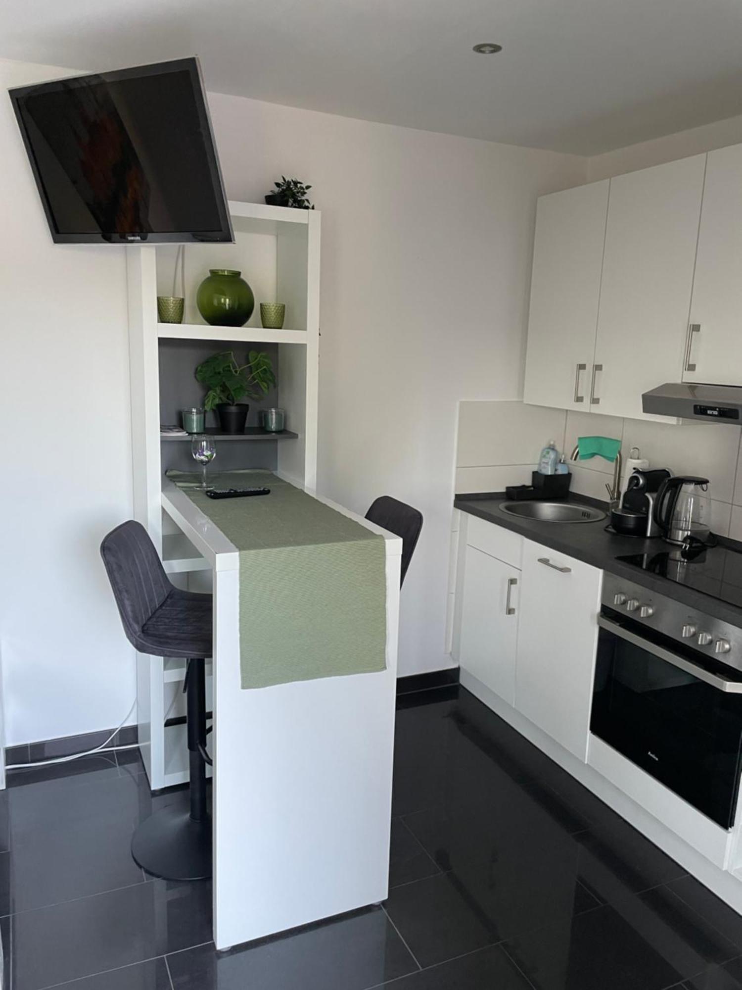 Ferienwohnung Mit Fussbodenheizung Nahe Messe, Gratis Parkplatz Und Abstellplatz E - Bike Hannover Luaran gambar